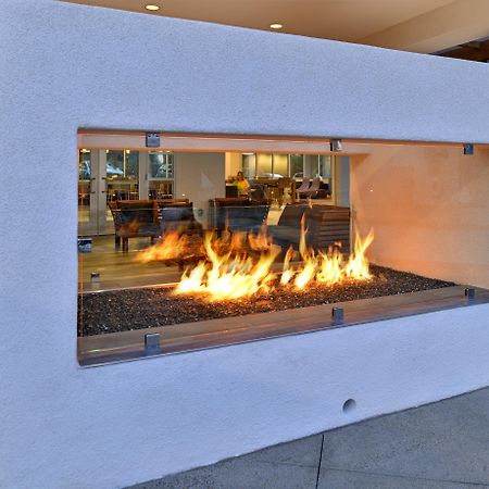 Holiday Inn Express & Suites San Diego - Mission Valley By Ihg Exterior photo