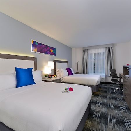 Holiday Inn Express & Suites San Diego - Mission Valley By Ihg Exterior photo